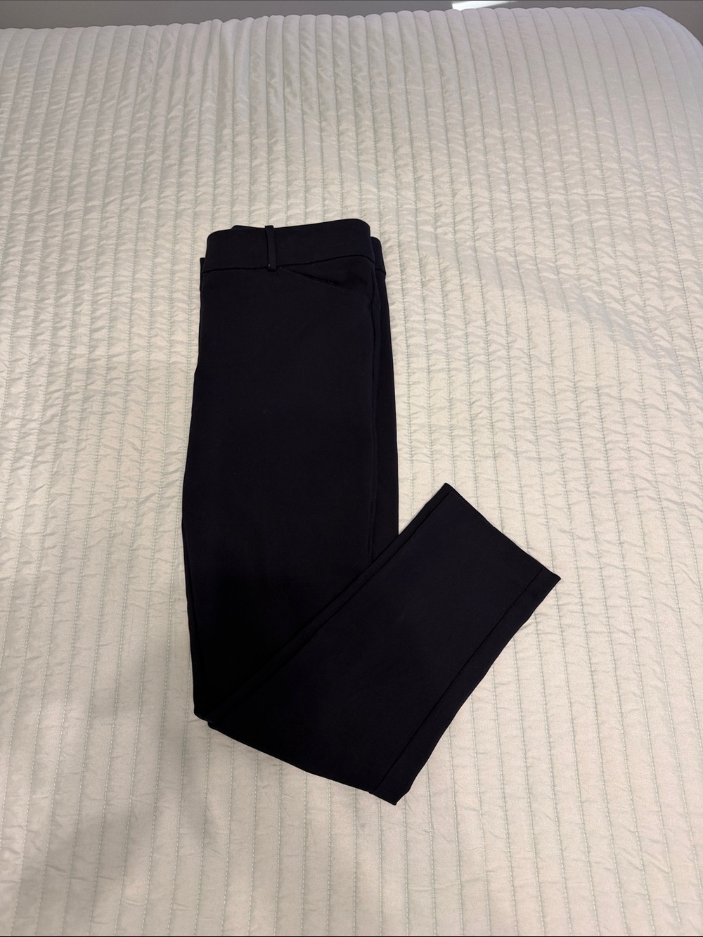 LOFT Navy Ankle-Length Cropped Pants